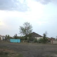 2014_05_16 дом в поселке, вечером, Михайловка