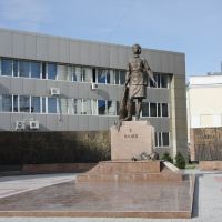 памятник Алие Молдагуловой, Агадырь