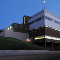 Red Deer Regional Hospital Centre, Ред-Дир