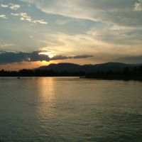 Sunset over the Thompson River, Камлупс