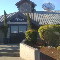 Malones pub on Garden City Rd. in Richmond, BC, Ричмонд
