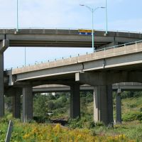 highway to harbour bridge in Saint John, Сент-Джон