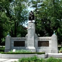 Oshawa War Memorial Monument, Ошава