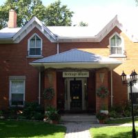 Heritage House - St. Catharines ON, Сант-Катаринс