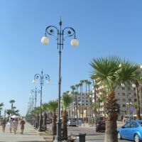 Larnaca impozáns tengerparti sétánya, Ларнака
