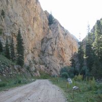 Entrance to Kurtka river canyon, Ак-Шыйрак