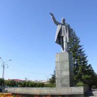 Monument to Lenin on Arata square, Кызыл Туу