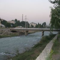 Osh, foot-bridge over Akbura river (~S), Ош