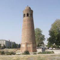 Uzgen, 10th century Minar, Узген