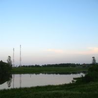 Biahomĺ lake, GSM towers & moon, Бегомль