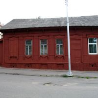 The red house near Vićba river on Baŭmana street in Viciebsk, Витебск