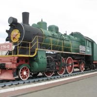 Помнік паравозу сэрыі Су ("Сушка"). The monument of Steam locomotive Su- series., Жлобин