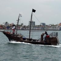 20081213-CCCXVIII-El Pirata se retira después de ilustrar a los turistas con sus historias-Veracruz, Алтотонга