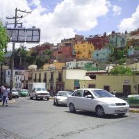 Coloridas casas en Guanajuato, Валле-де-Сантъяго