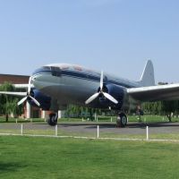 Avión Curtiss C-46 Estadounidense, Леон (де лос Альдамас)
