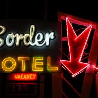 Border Motel Neon 2, Тиюана