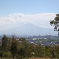 Vista del Popocatepetl desde los fuertes, Ицукар-де-Матаморос