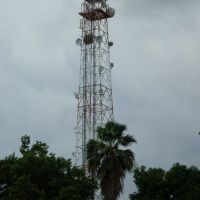 Torre # 2 TELMEX Central Takana (2a. Av. Sur) desde el estacionamiento de C.F. BANAMEX Tapachula, Тапачула