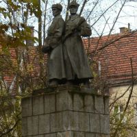 Pomnik Braterstwa Broni Polsko-Radzieckiego w Oleśnicy, Олесница