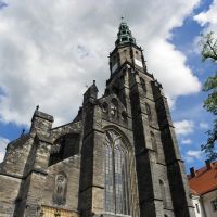 Fascade of cathedral in Świdnica, Свидница
