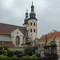 Вид на  церковь Св. Андрея со двора  костёла Св. Петра и Павла., Краков (ш. им. Еромского)