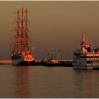 fleet in the setting sun, Гдыня