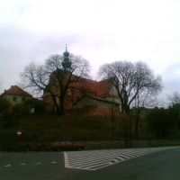 Kościół Św. Trójcy w Gnieźnie, Островец-Свитокржиски