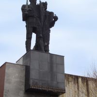 Pomnik Mieszka i Chrobrego przy MPPP w Gnieźnie, Сандомерж