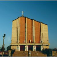 Kościół Podwyższenia Krzyża Świętego, Опочно