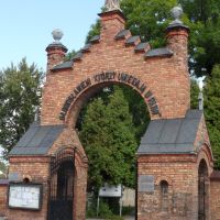 Główna brama cmentarza przy skrzyżowaniu ul. Janowskiej i Nowej, Биала Подласка