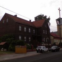 Szkoła i kościół, Кедзержин-Козле