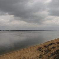 Издалека долго течёт река Волга..., Нариманов