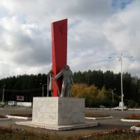 Памятник у кинотеатра "Октябрь", Нефтекамск