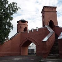 "Замок" на входе в детский сад (вид сзади), Алексеевка