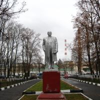 Ленин в сквере у завода "Энергомаш", Белгород