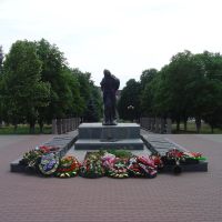 Памятник погибшим воинам, Валуйки