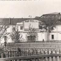 Клуб фабрики "Комавангард" и центральная площадь при Сталине, Собинка