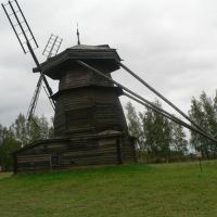Wooden wind mill in the museum of wooden architechture, Суздаль