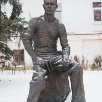 Памятник Алексею Лебедеву - поэту и моряку  Monument Aleksey Lebedev - poet and sailor, Суздаль