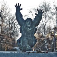 Памятник герою, Кириллов