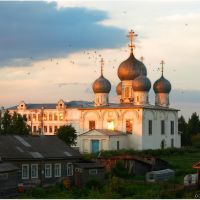 Собор на закате, Белозерск