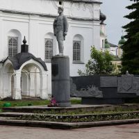 Памятник Дежнёву Семёну Ивановичу, Великий Устюг