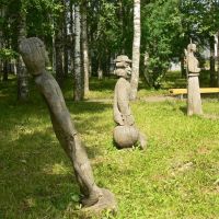 Деревянные скульптуры в городском парке Тотьмы, Тотьма