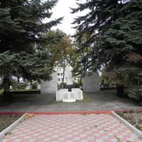 Красные Баки. Памятник погибшим в ВОВ, Красные Баки