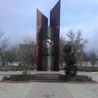 Дагестанские огни. Памятник участникам Великой Отечечтвенной войны, Дагестанские Огни