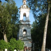 Старая церковь на кладбище п.Лух, Лух