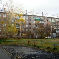 Кирова 33, Братск