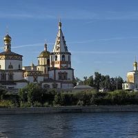собор и церковь на Нижней набережной, Иркутск