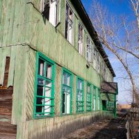 Abandoned school, Усть-Ордынский