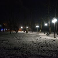 У автостанции ночью, Краснознаменск